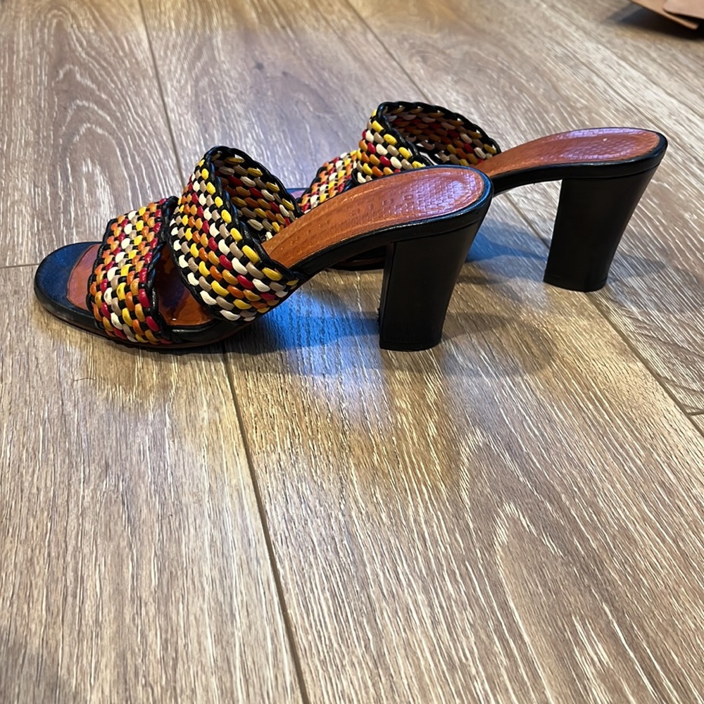 Chie Mihara low sandal heels - Picture 2 of 3